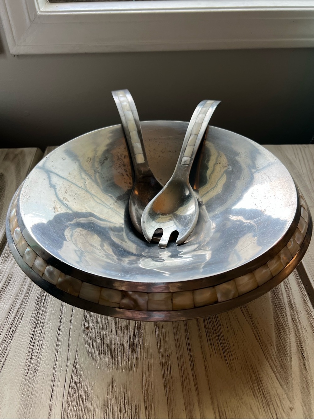 Towle Mother of Pearl Aluminum Salad Bowl w/ Servers Vintage 11”